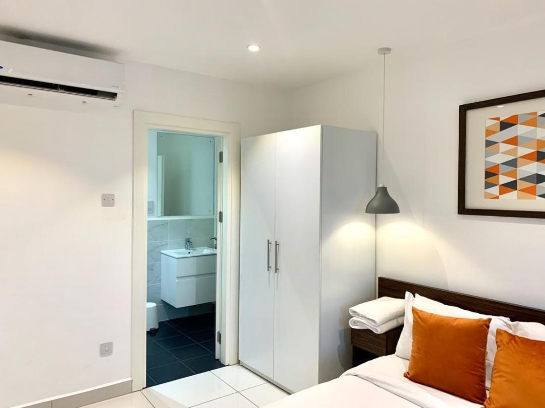 One Bedroom Apartment At A Embassy Gardens Cantonments Accra Kültér fotó