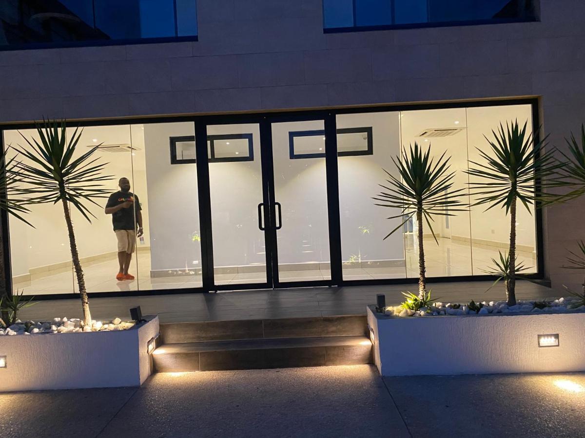 One Bedroom Apartment At A Embassy Gardens Cantonments Accra Kültér fotó