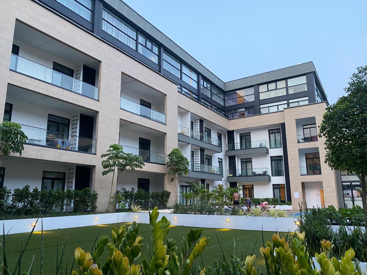 One Bedroom Apartment At A Embassy Gardens Cantonments Accra Kültér fotó