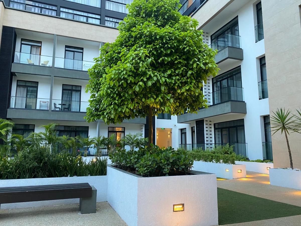 One Bedroom Apartment At A Embassy Gardens Cantonments Accra Kültér fotó